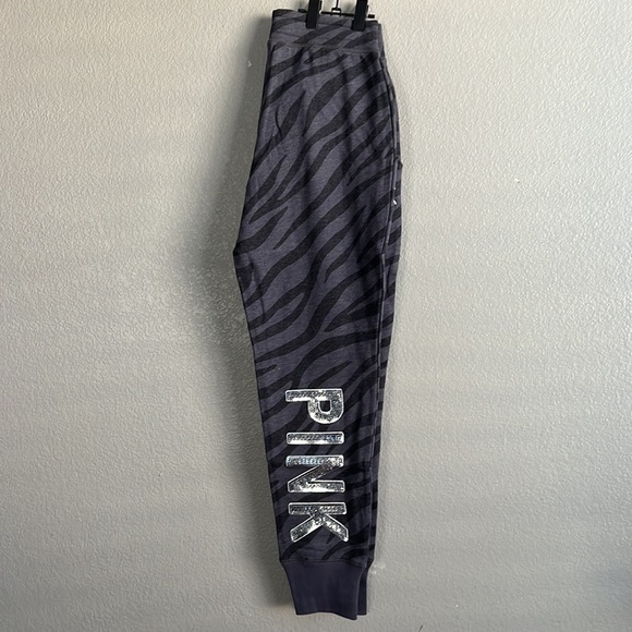 VS Pink Bling large logo gray leopard hoodie & pants set - Picture 3 of 5